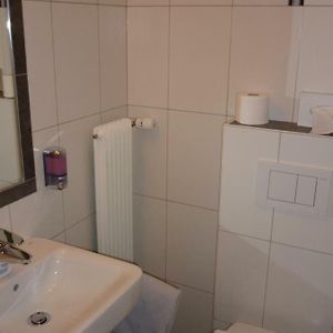 Mały pokój jednoosobowy